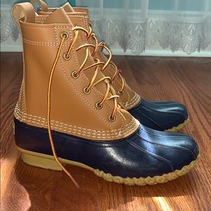 TAN/NAVY L.L. Bean Duck Boots